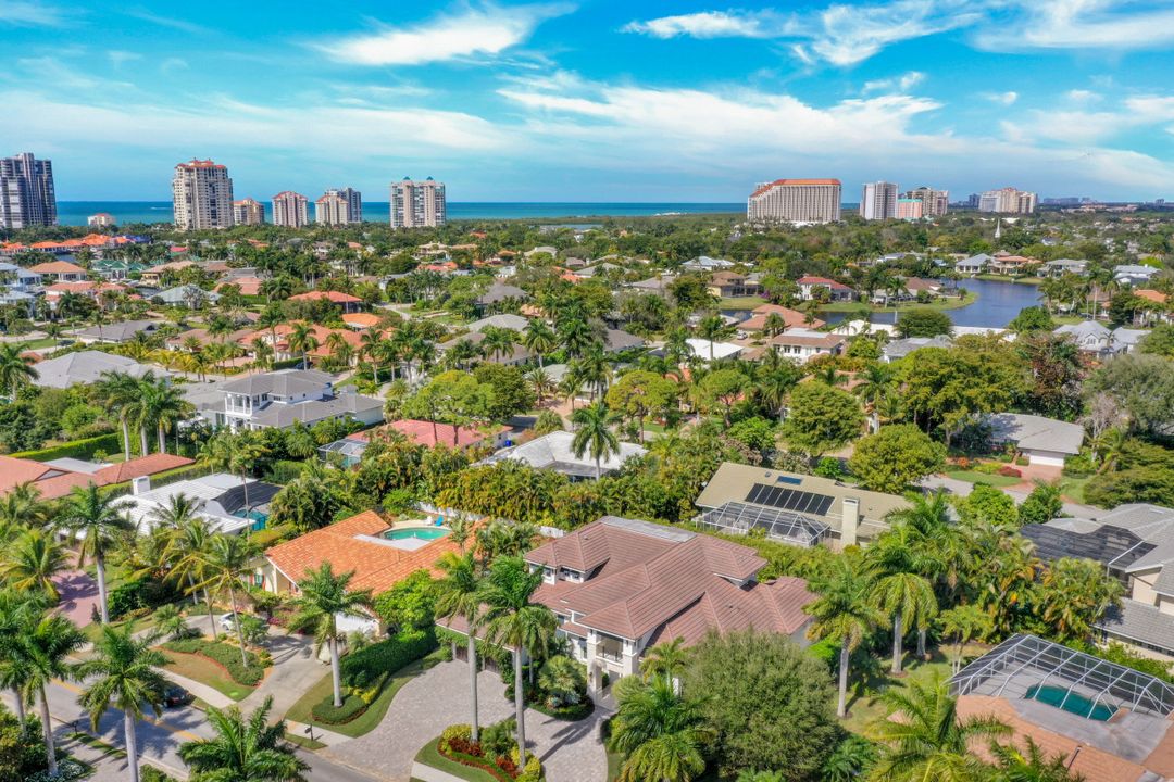 569 Neapolitan Way, Naples, FL 34103