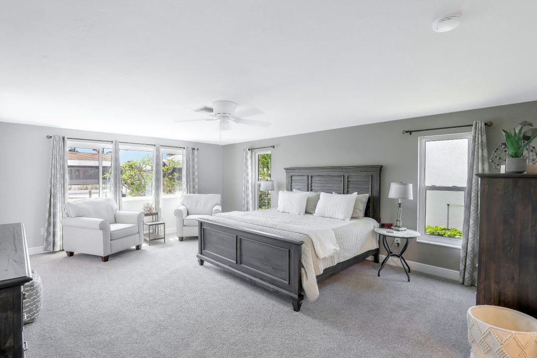 166 Hollyhock Ct, Marco Island, FL 34145