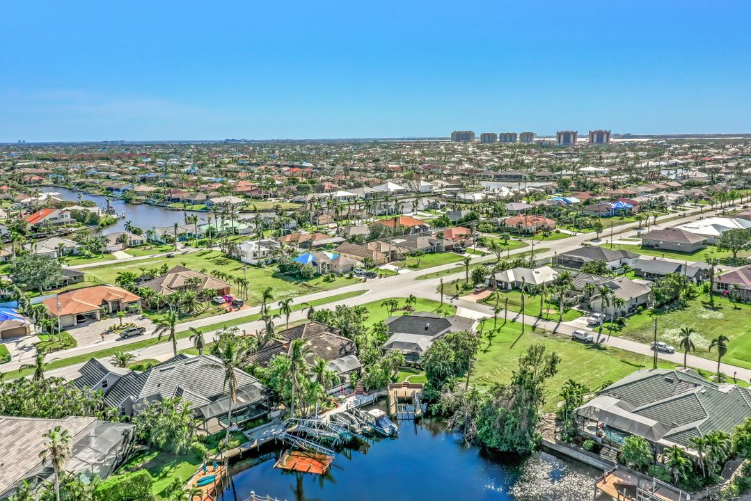 4832 Agualinda Blvd, Cape Coral, FL 33914