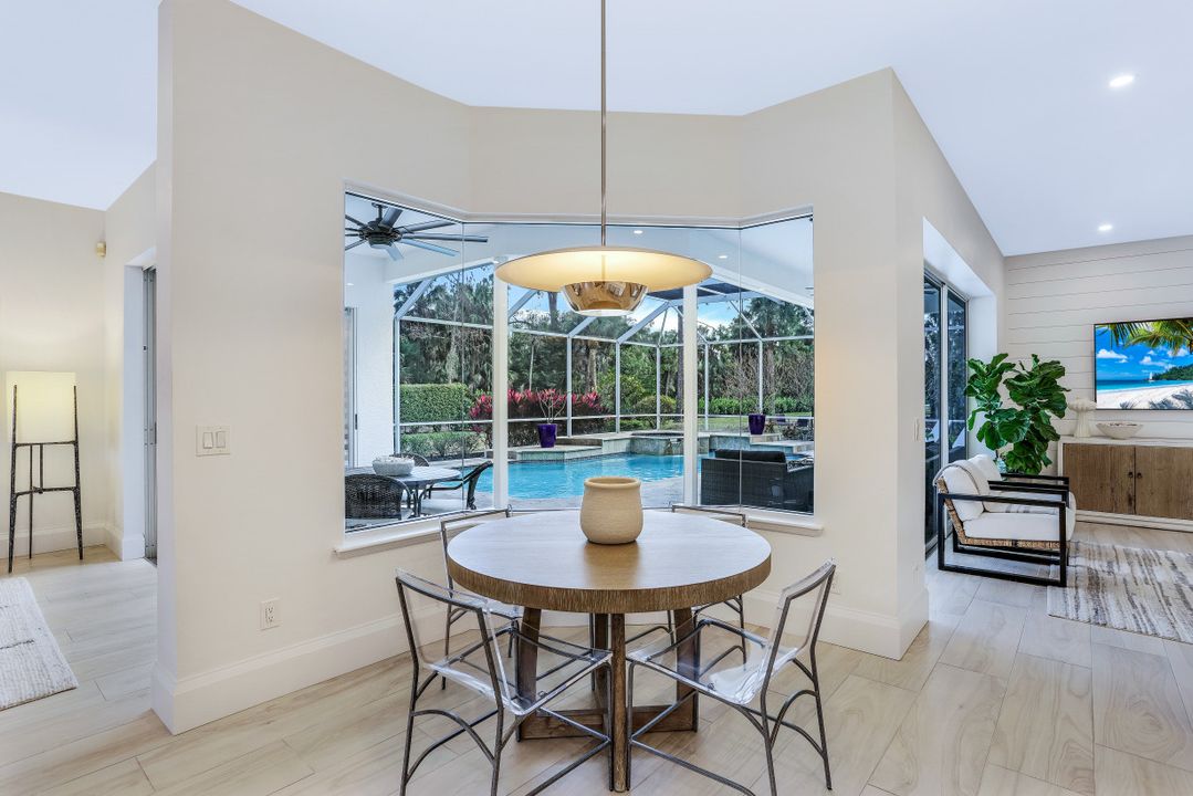 4160 7th Ave SW, Naples, FL 34119