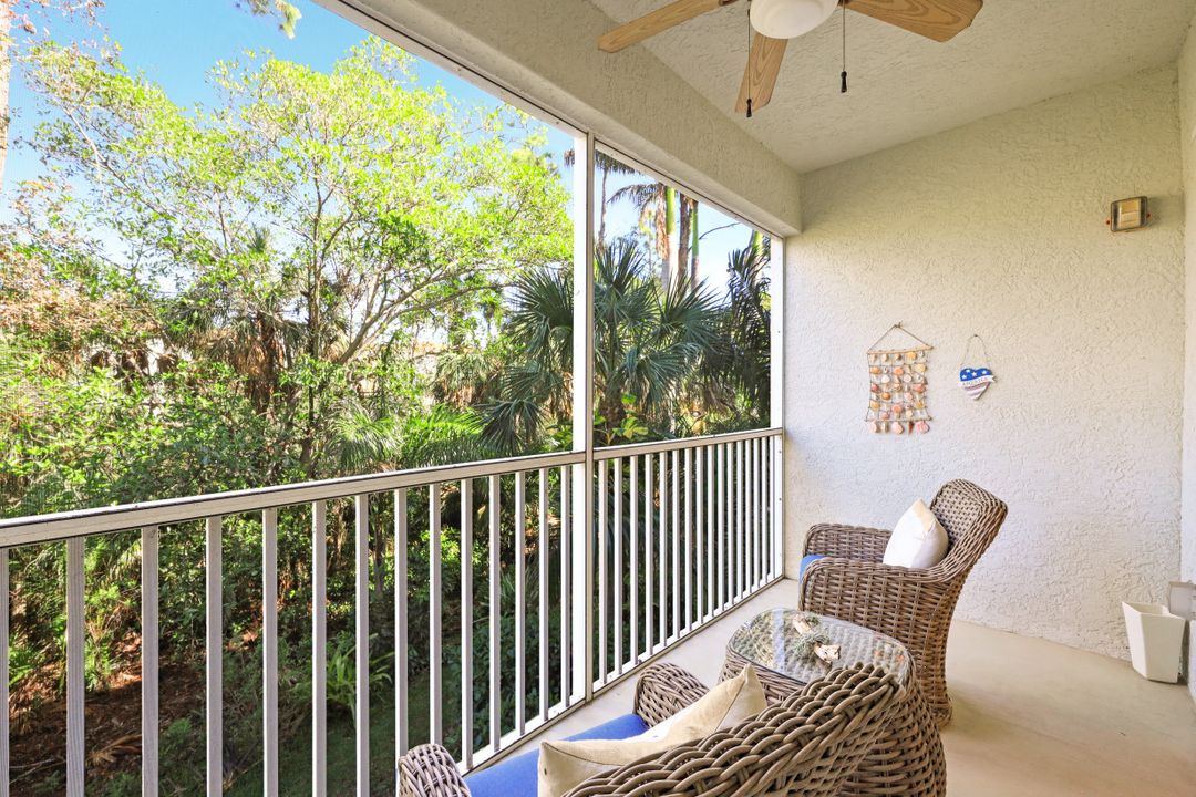 4520 Botanical Pl Cir #203, Naples, FL 34112