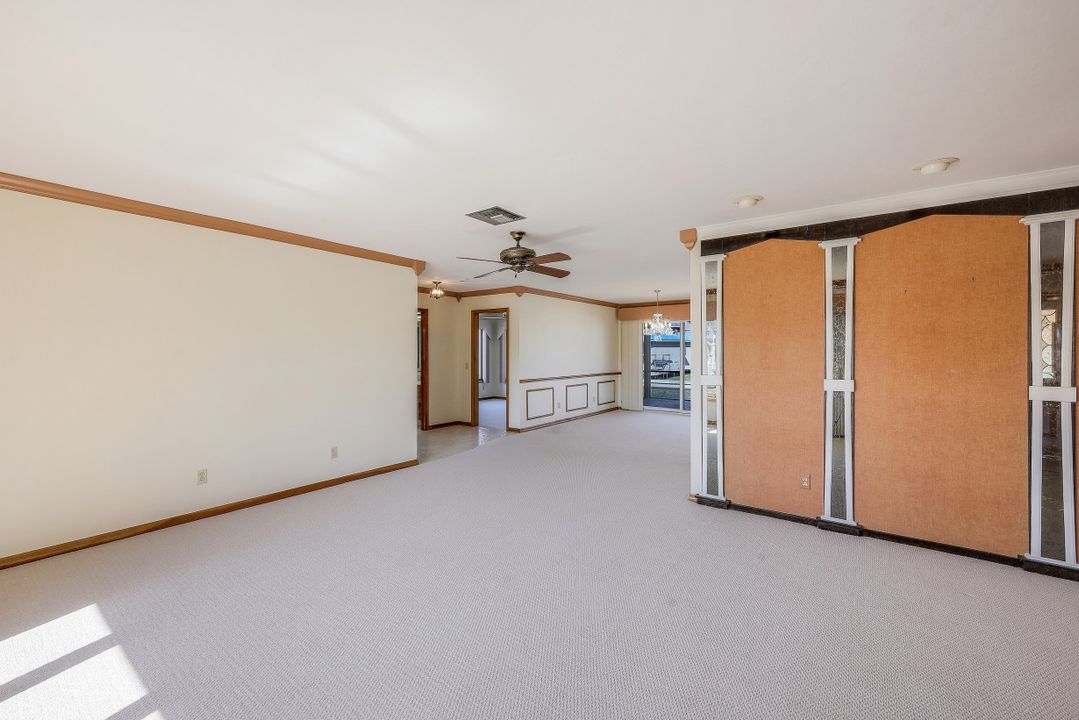 459 Marquesas Ct, Marco Island, FL 34145