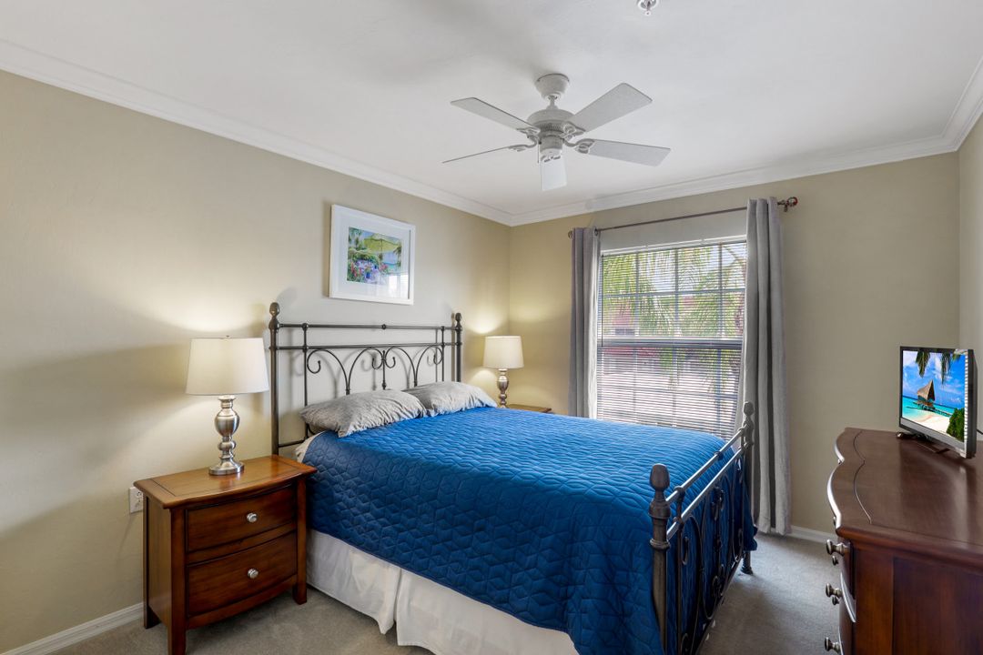 2835 Cypress Trace Cir  #202, Naples, FL 34119