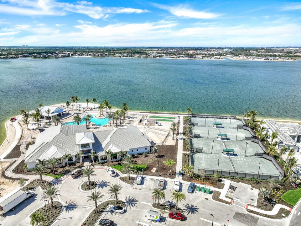 17497 Aquila Ct, Fort Myers, FL 33913