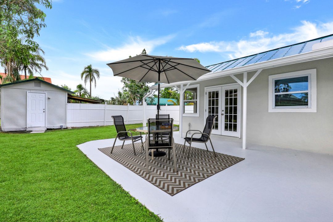 27830 Michigan St, Bonita Springs, FL 34135