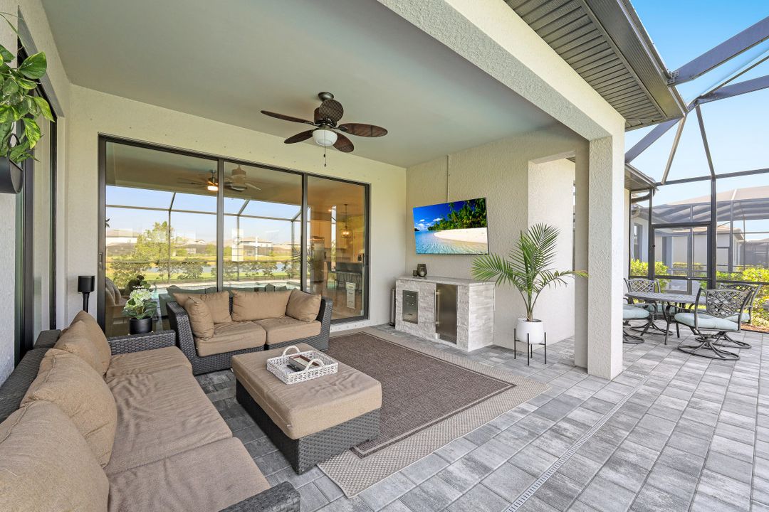 11591 Canopy Loop, Fort Myers, FL 33913