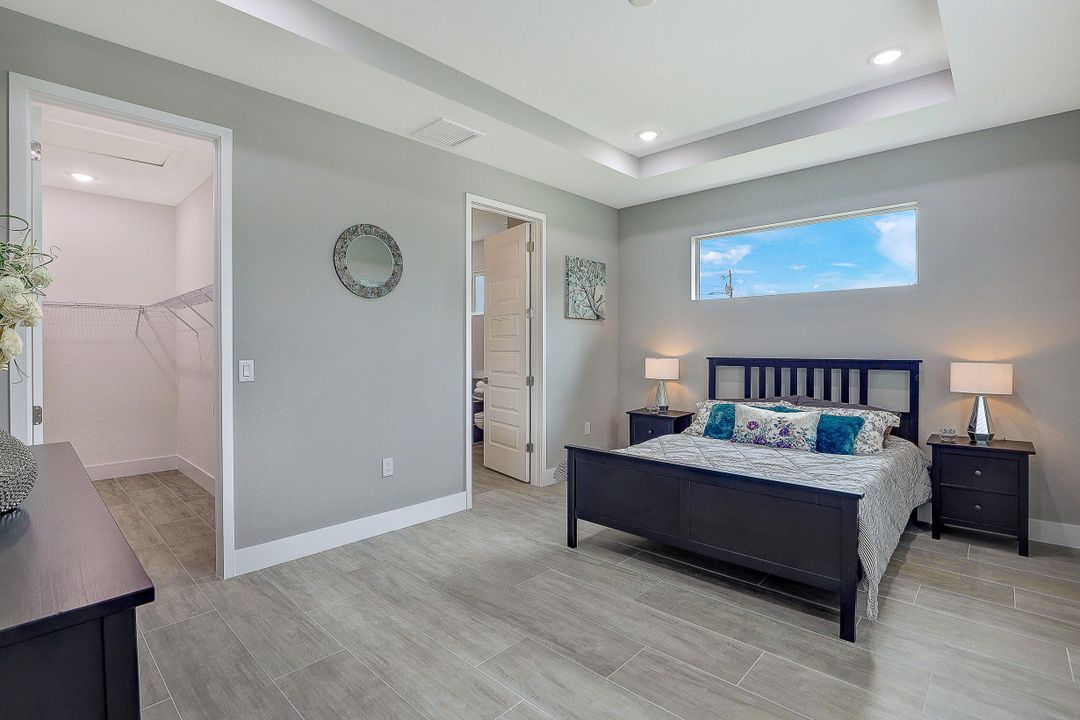 1425 SW 24th St, Cape Coral, FL 33991