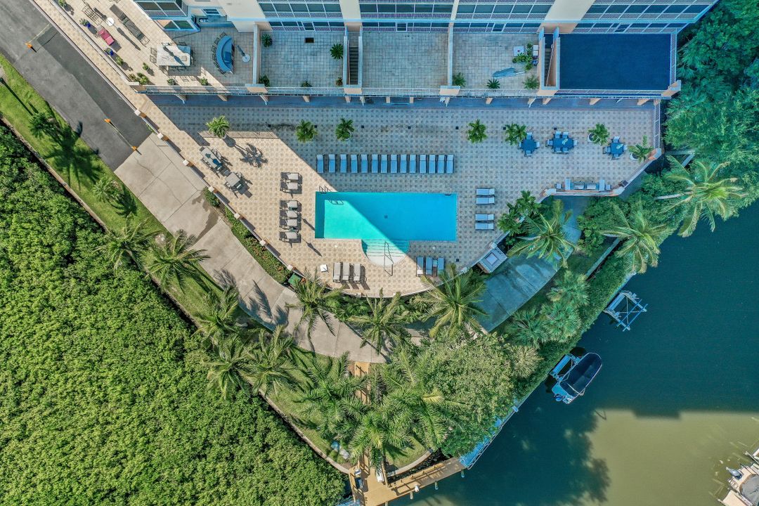 400 Flagship Dr #401, Naples, FL 34108