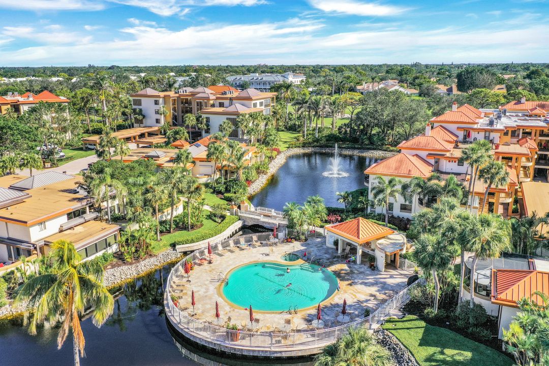 6770 Pelican Bay Blvd #242, Naples, FL 34108