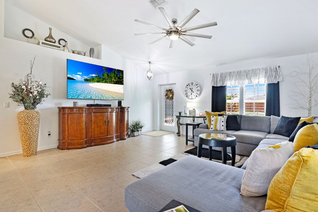 148 SW 31st St, Cape Coral, FL 33914