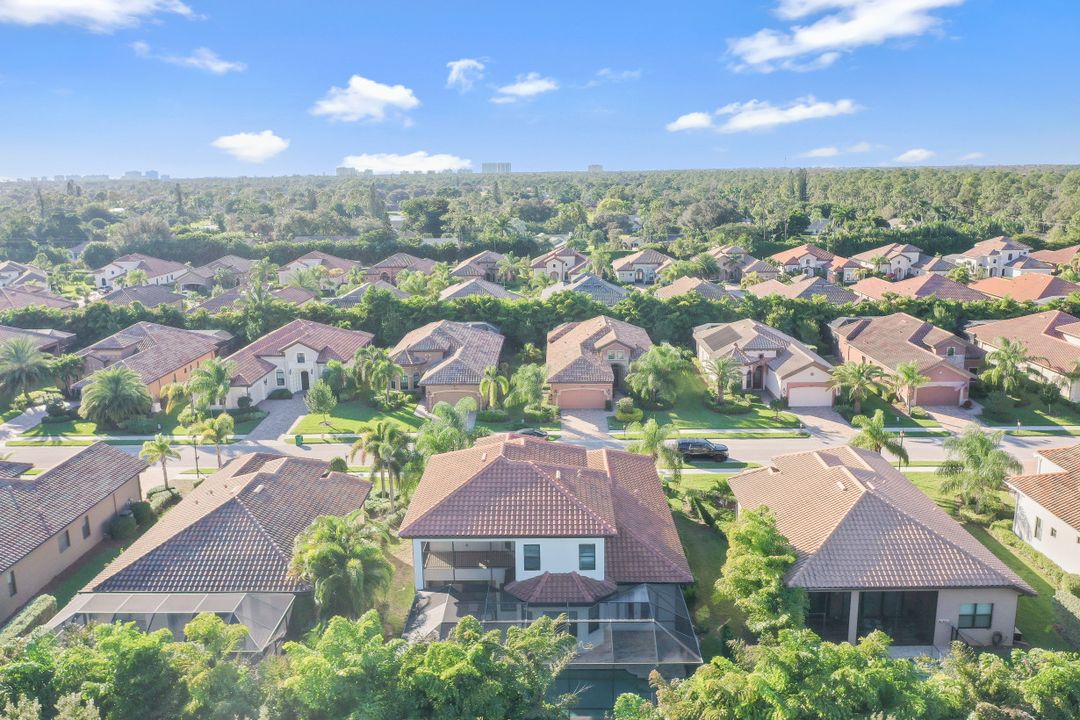 15907 Secoya Reserve Cir, Naples, FL 34110