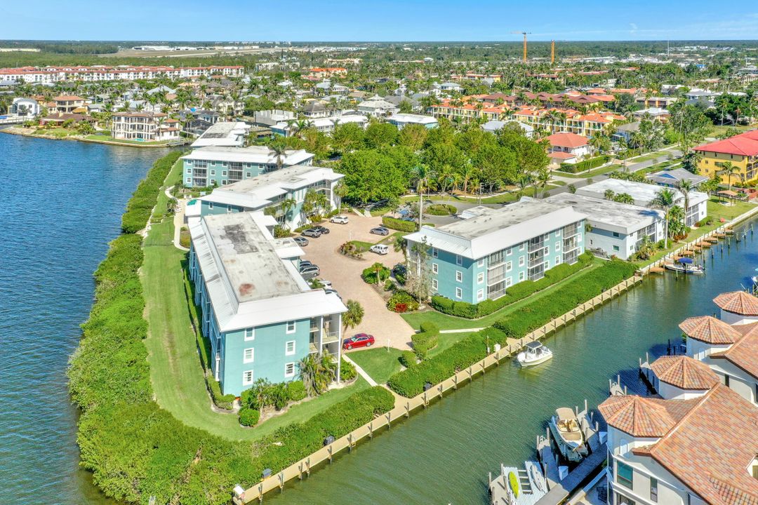 1200 Blue Point Ave a 5, Naples, FL 34102