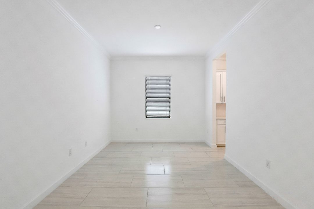 3154 Heather Glen Ct, Naples, FL 34114