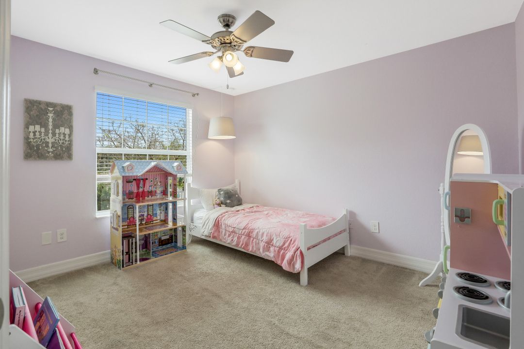 10313 Crepe Jasmine Ln, Fort Myers, FL 33913