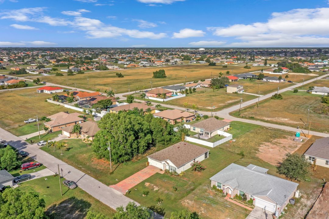 321 NW 11th St, Cape Coral, FL 33993