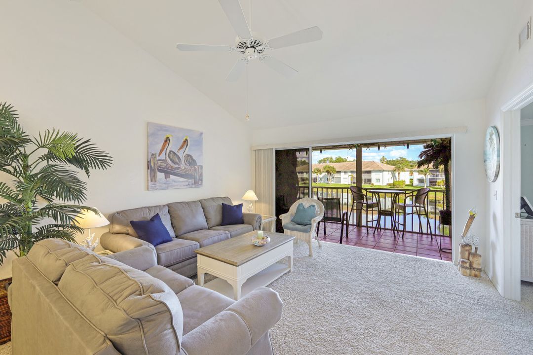 452 Belina Dr #1302, Naples, FL 34104