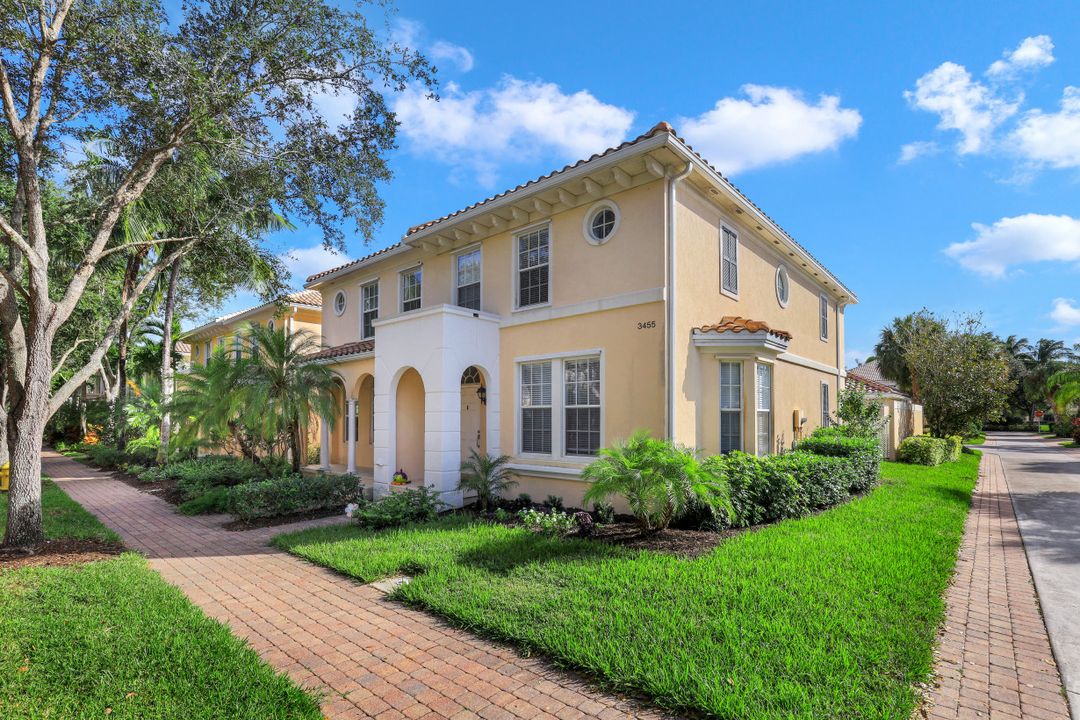 3459 Bravada Way, Naples, FL 34119