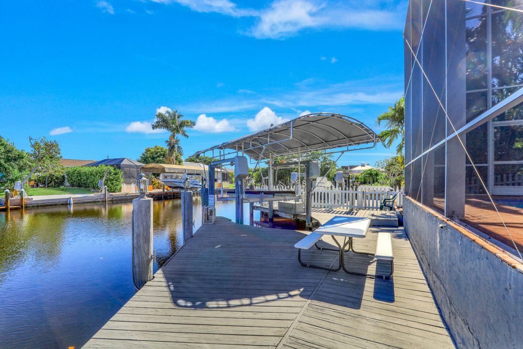 3706 Ruby Ave, Saint James City, FL 33956
