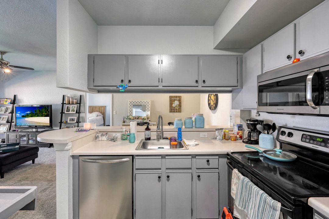 6360 Aragon Way #201, Fort Myers, FL 33966