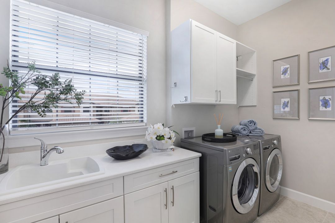 9641 Montelanico Loop #204, Naples, FL 34119