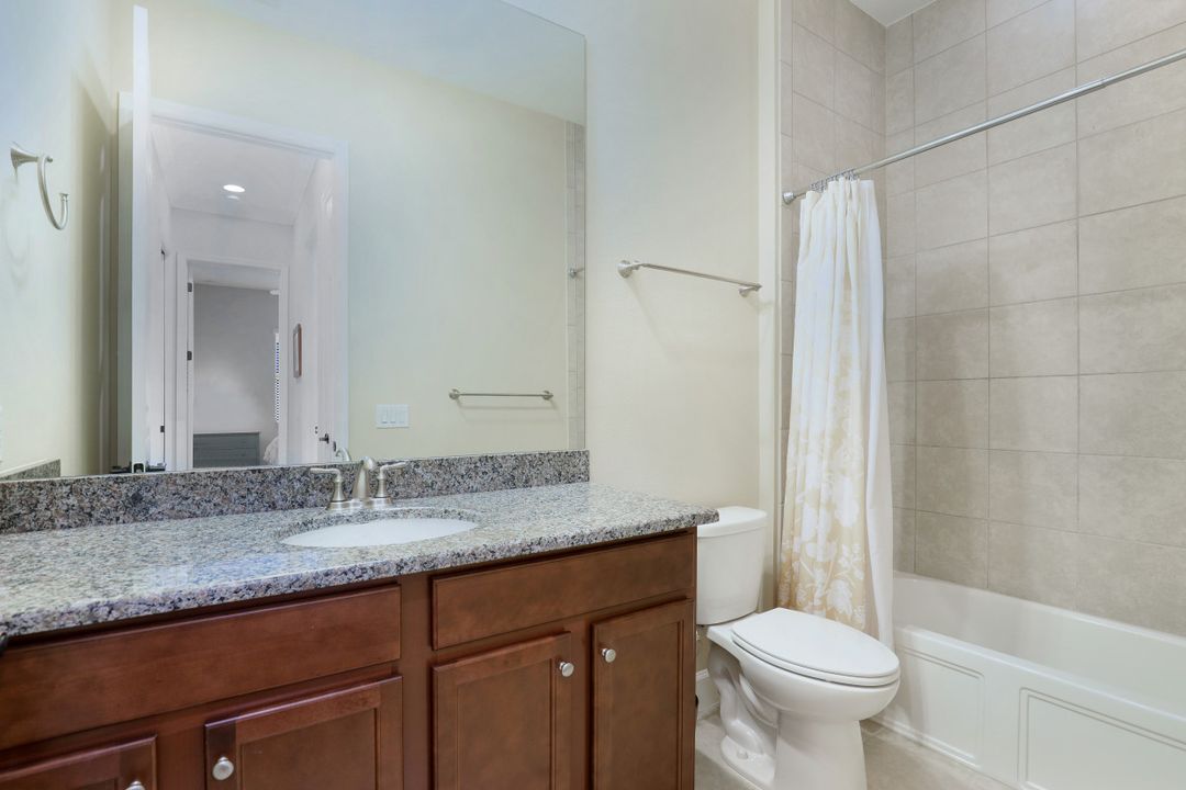 9181 Isla Bella Cir, Bonita Springs, FL 34135