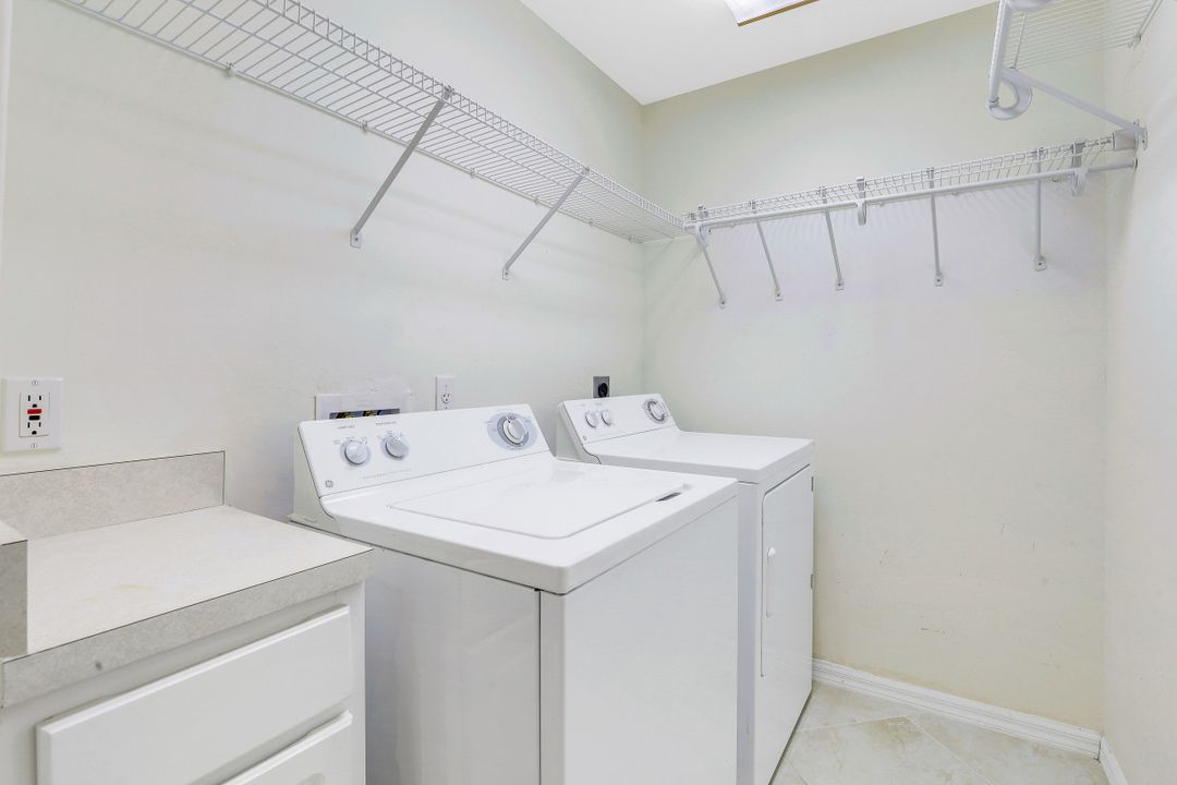 9224 Spring Run Blvd, Bonita Springs, FL 34135