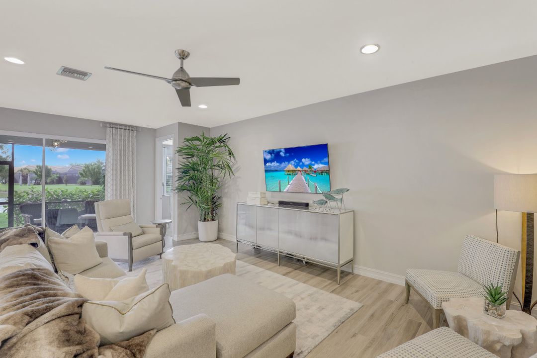 14664 Topsail Dr, Naples, FL 34114