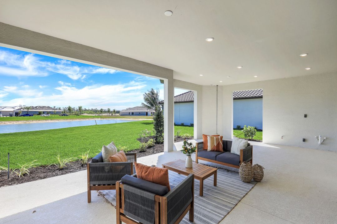 17497 Aquila Ct, Fort Myers, FL 33913