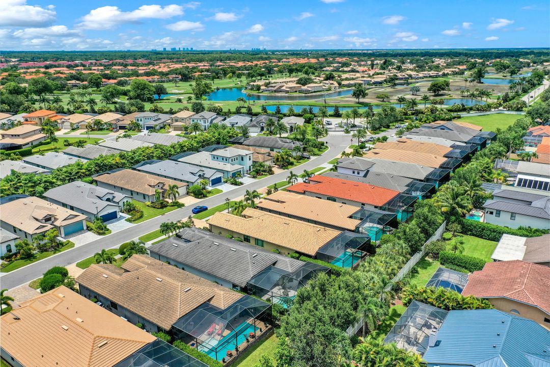 10102 Palazzo Dr, Naples, FL 34119