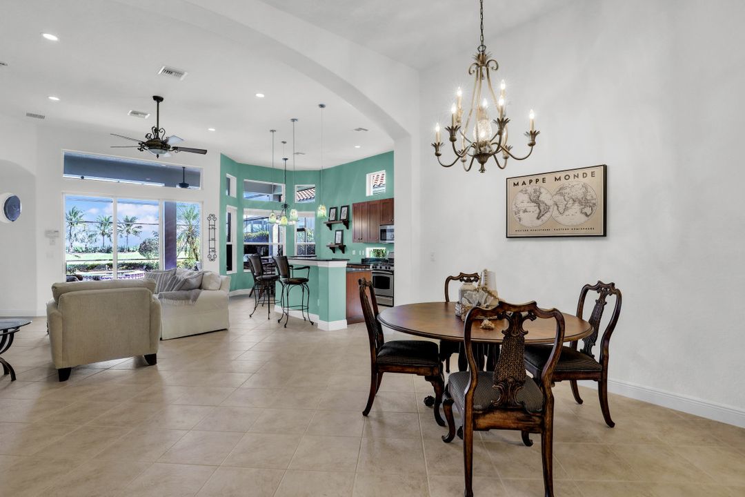 8972 Cherry Oaks Tr, Naples, FL 34114