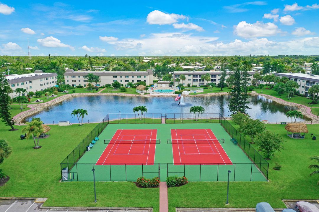 1010 Manatee Rd #B201, Naples, FL 34114