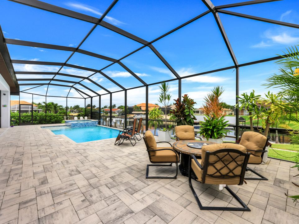 2103 SW 52nd St, Cape Coral, FL 33914