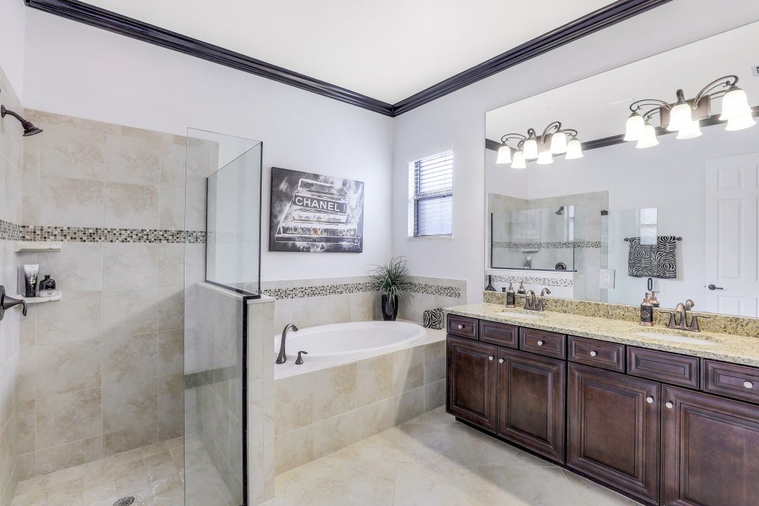 28544 Longford Ct, Bonita Springs, FL 34135