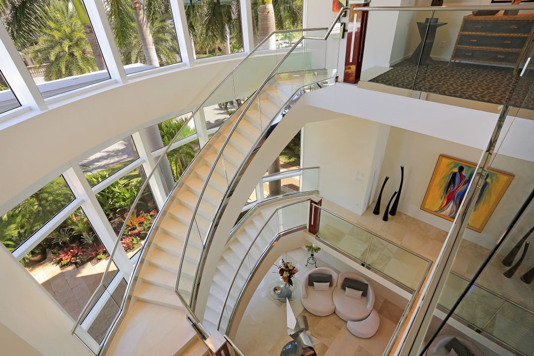 202 S Beach Dr, Marco Island, FL 34145