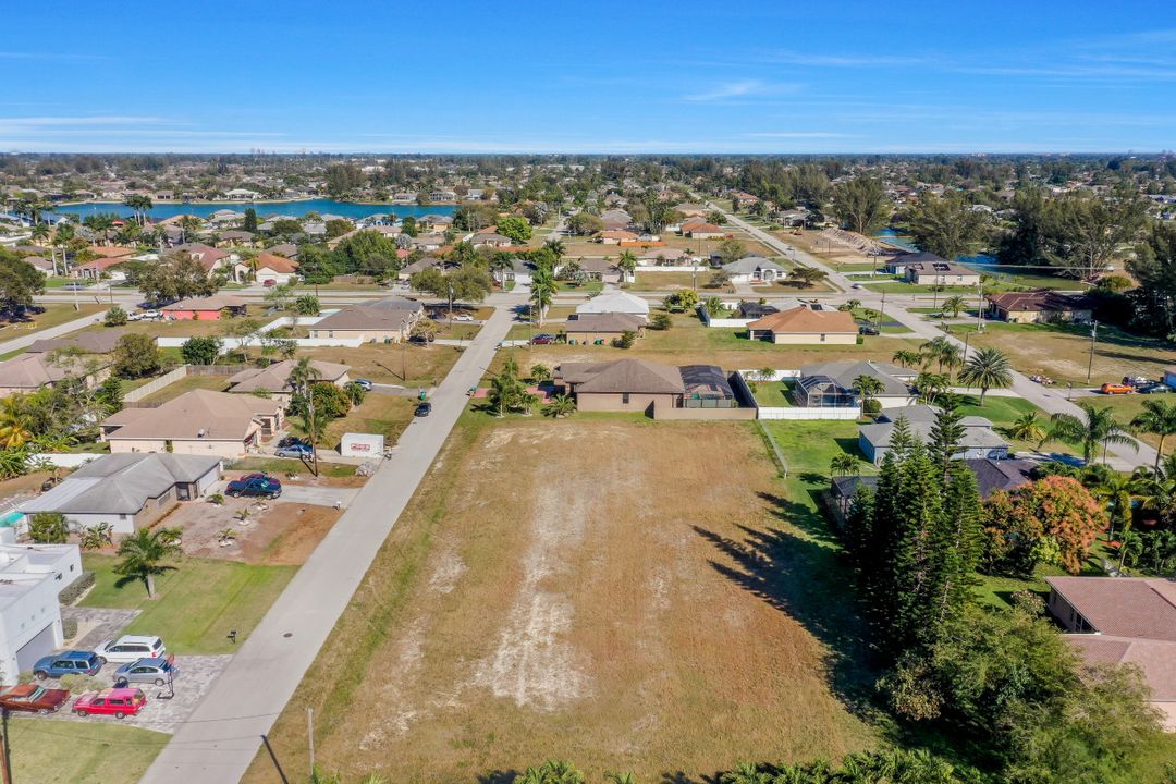 1620 SW 27th Terrace, Cape Coral, FL 33914