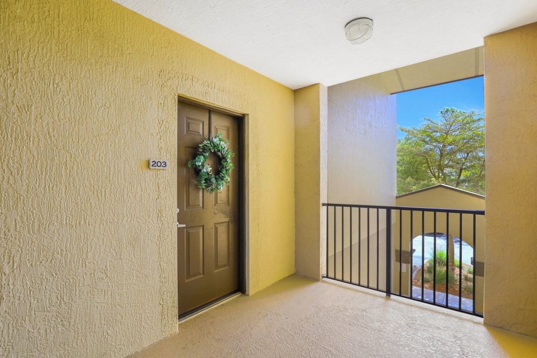 12990 Positano Cir #203, Naples, FL 34105