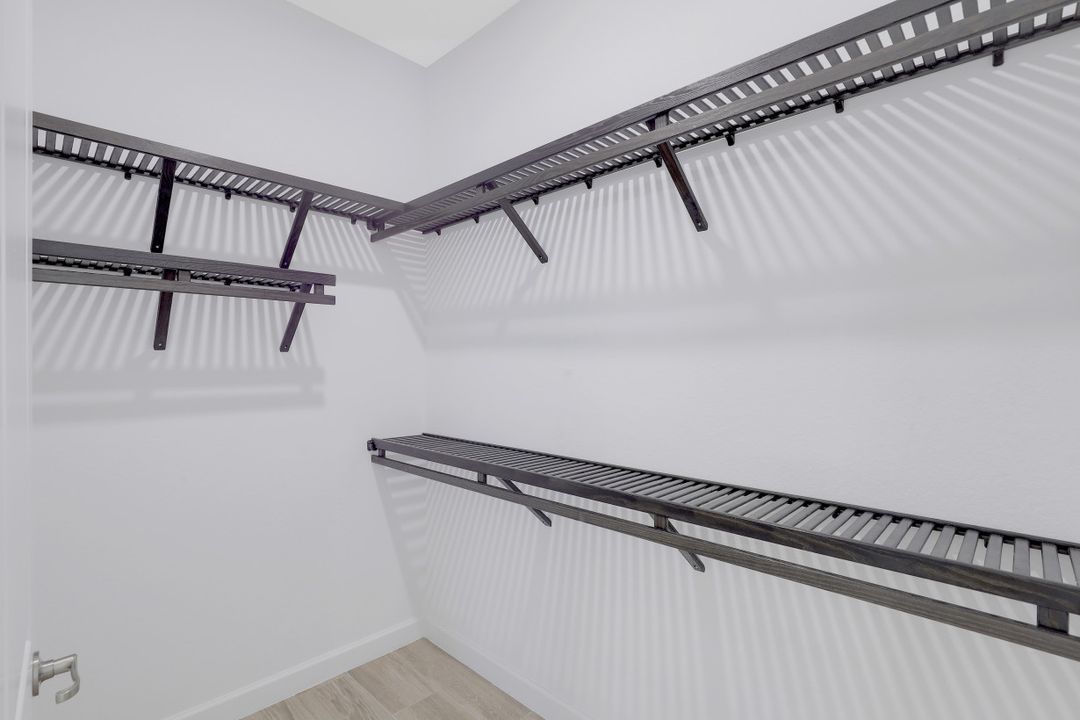 3139 Heather Glen Ct, Naples, FL 34114