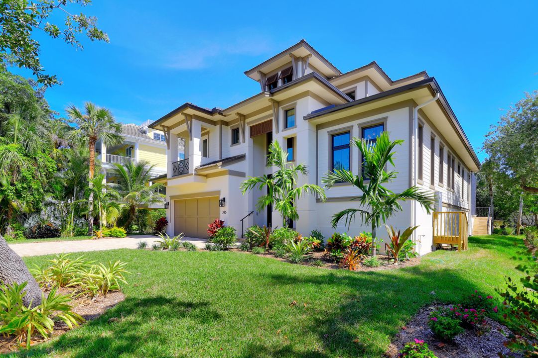 355 Hideaway Cir S, Marco Island, FL 34145