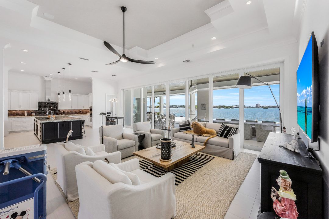 550 S Barfield Dr, Marco Island, FL 34145