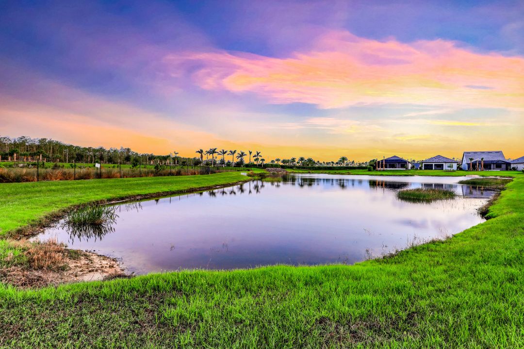 19617 Waterman Ct, Miromar Lakes, FL 33913