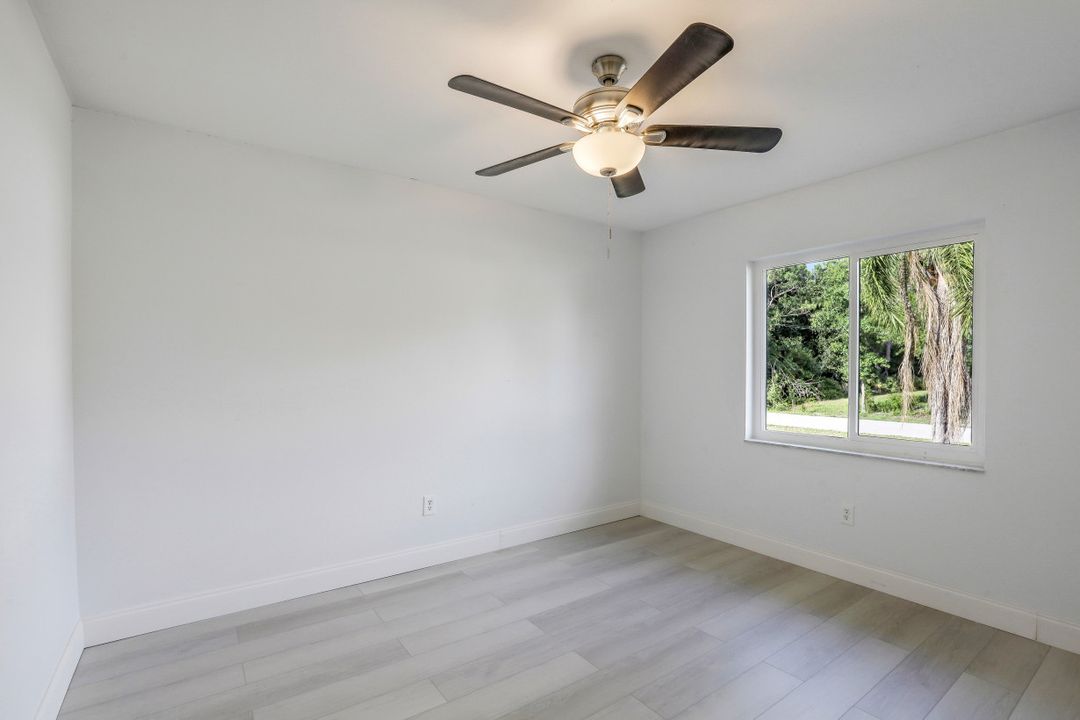 9404 Brewton Ave, Englewood, FL 34224