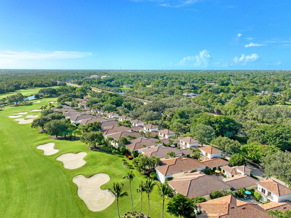 1064 Grand Isle Dr, Naples, FL 34108