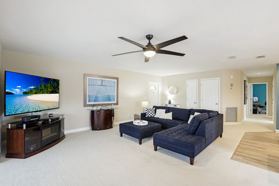 3703 SE 10th Ave, Cape Coral, FL 33904