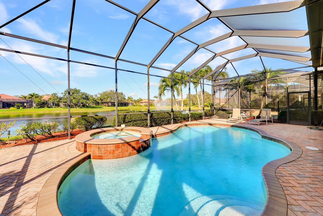 6000 Hammock Isles Cir, Naples, FL 34119