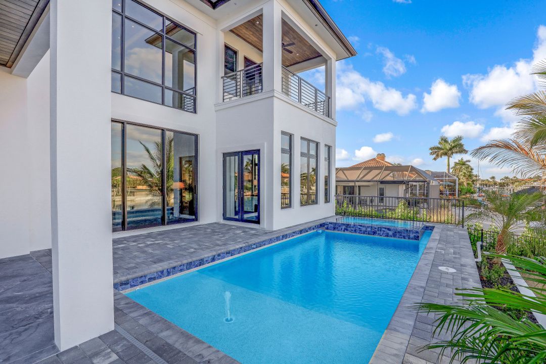 765 Pelican Ct, Marco Island, FL 34145