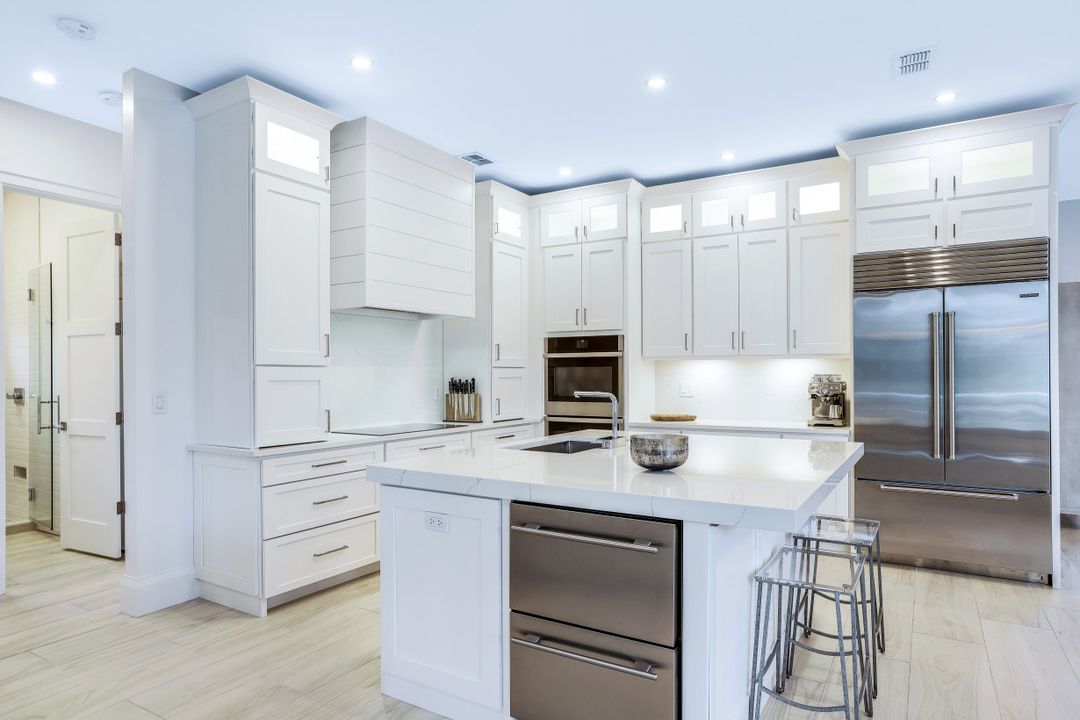 4160 7th Ave SW, Naples, FL 34119