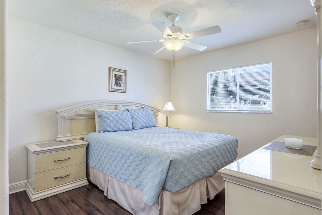 3317 SW 5th Pl, Cape Coral, FL 33914