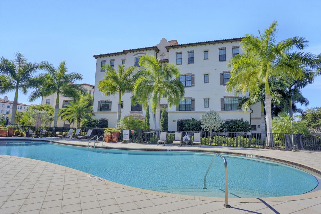 16433 Carrara Way #201, Naples, FL 34110