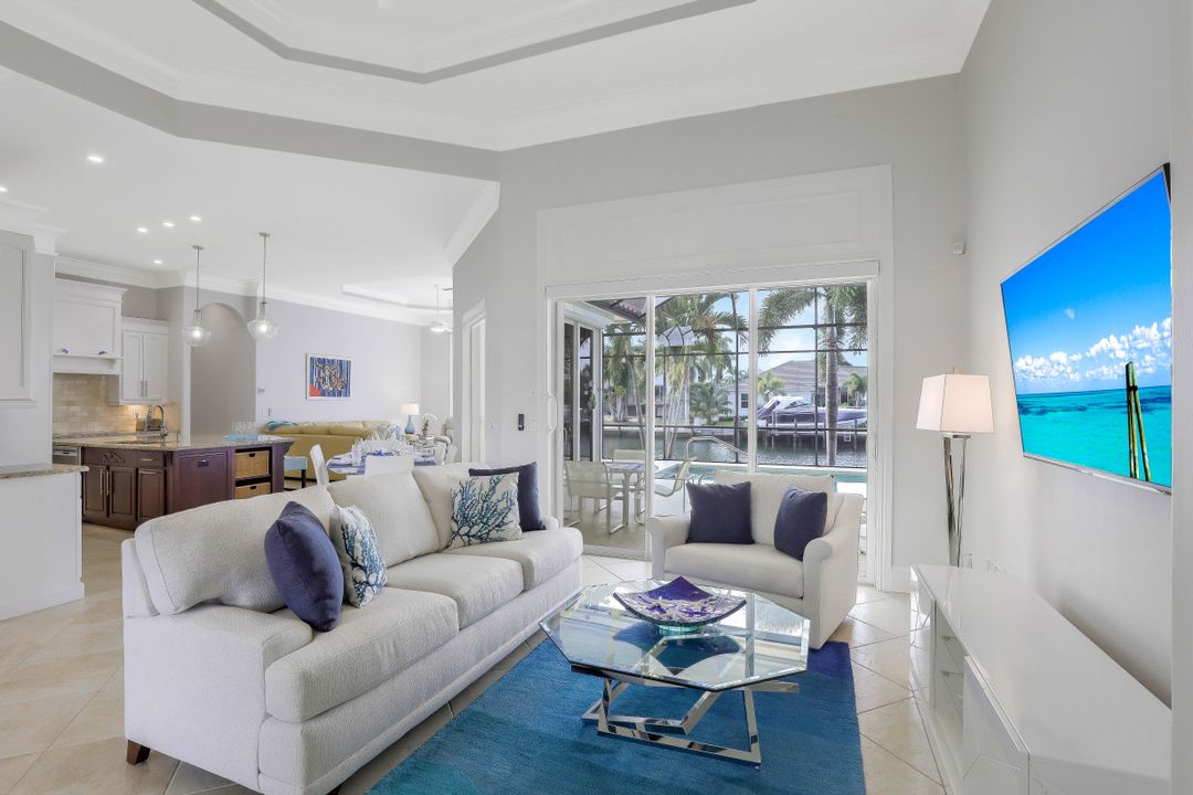 268 Edgewater Ct, Marco Island, FL 34145