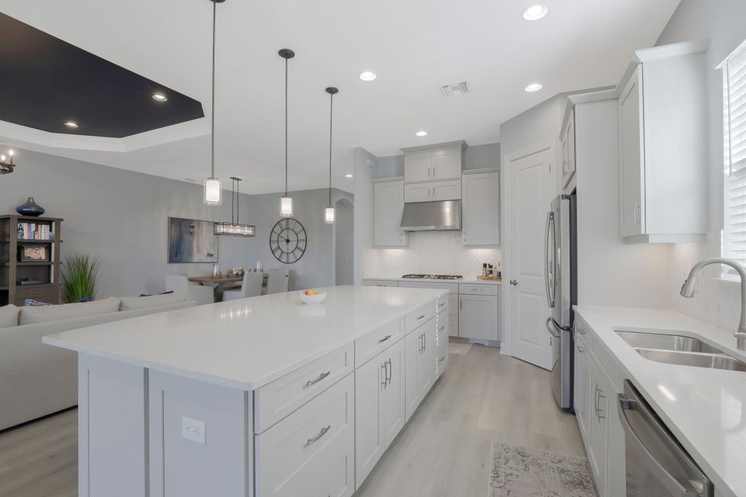 9403 Montelanico Loop, Naples, FL 34119